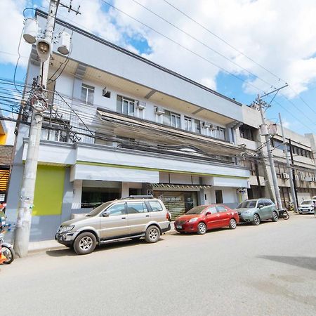 Reddoorz Plus Near San Pedro Cathedral Davao City Dış mekan fotoğraf