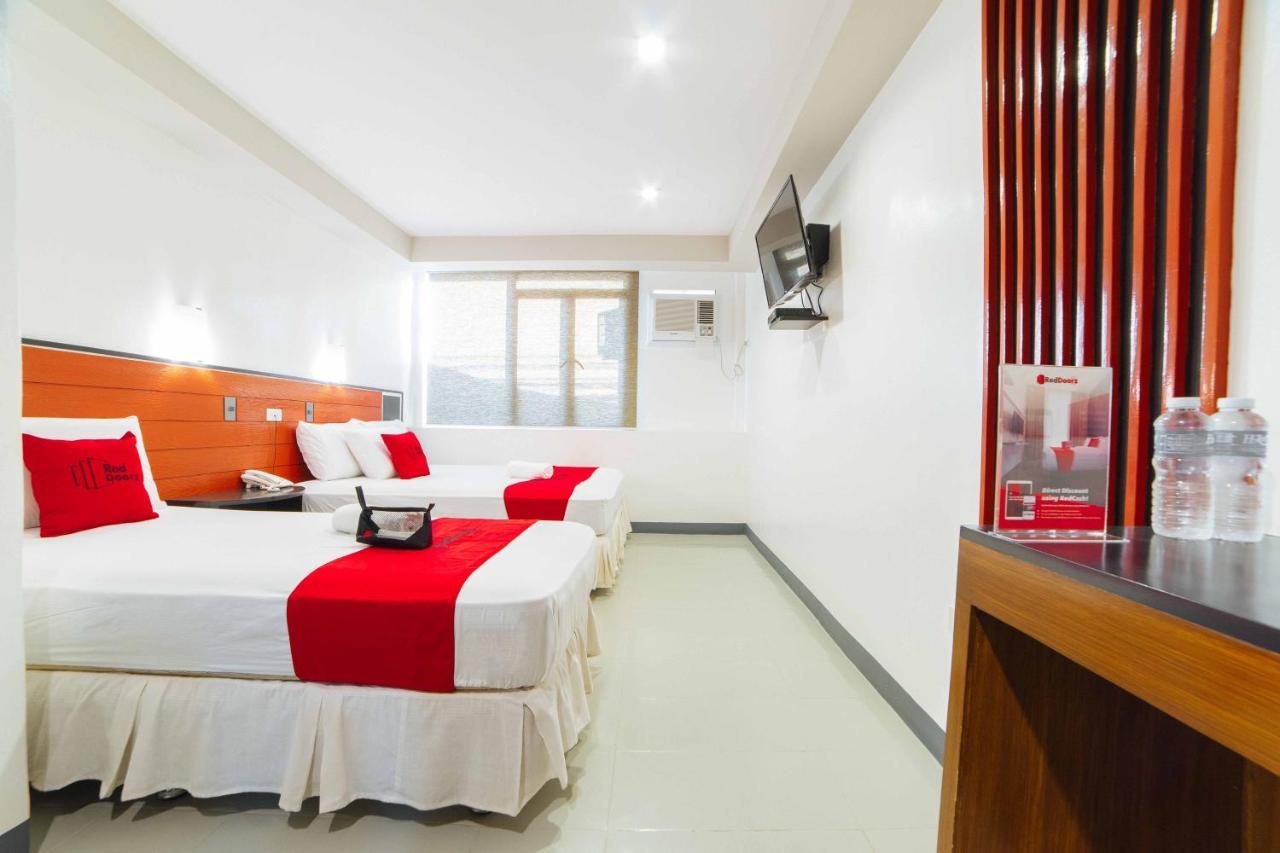 Reddoorz Plus Near San Pedro Cathedral Davao City Dış mekan fotoğraf